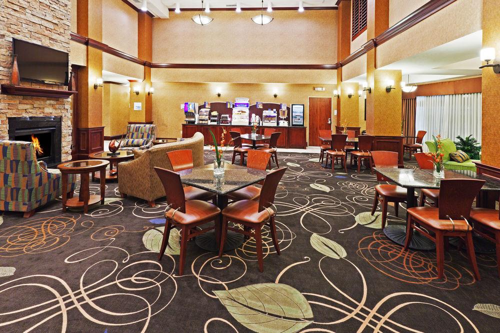 Holiday Inn Express & Suites Poteau By Ihg Buitenkant foto